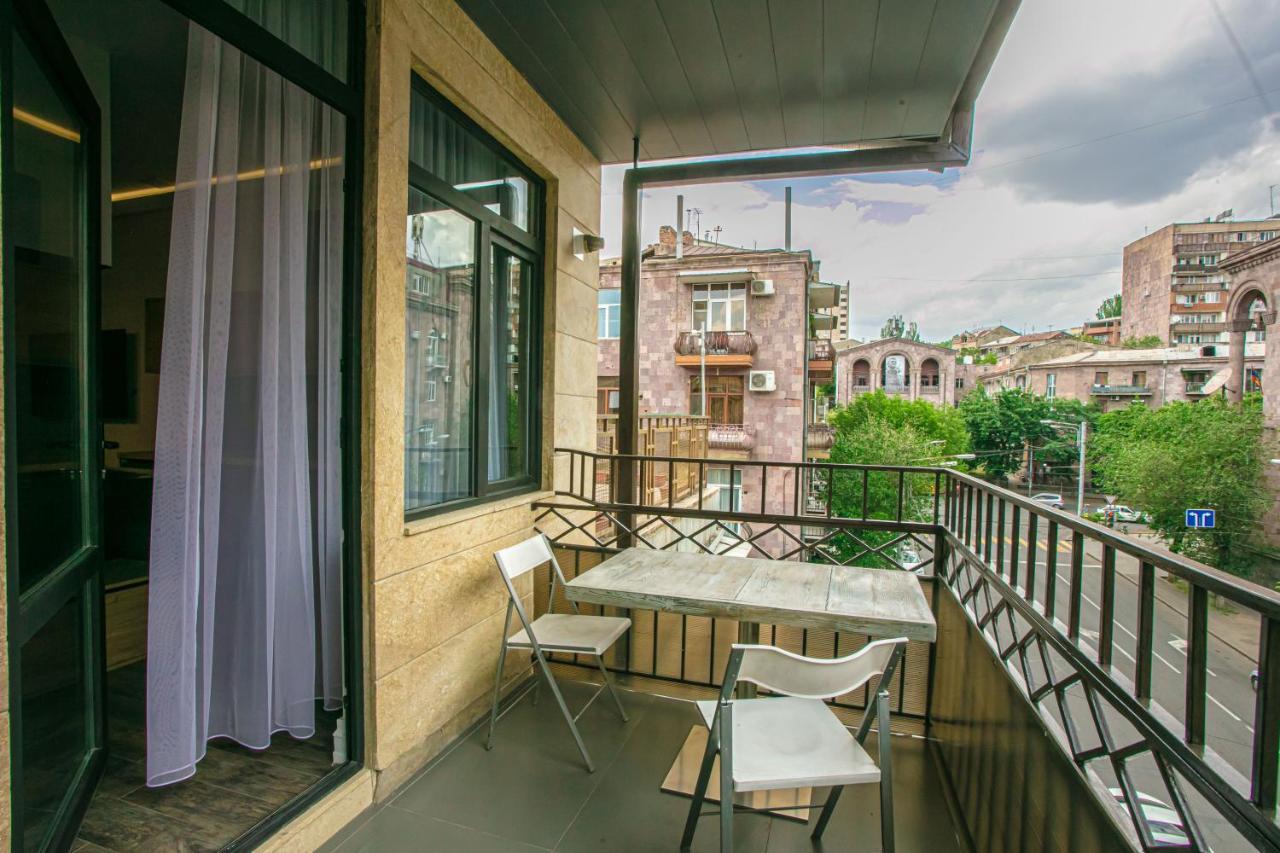 Luxe Apartment In Center เยเรวาน ภายนอก รูปภาพ