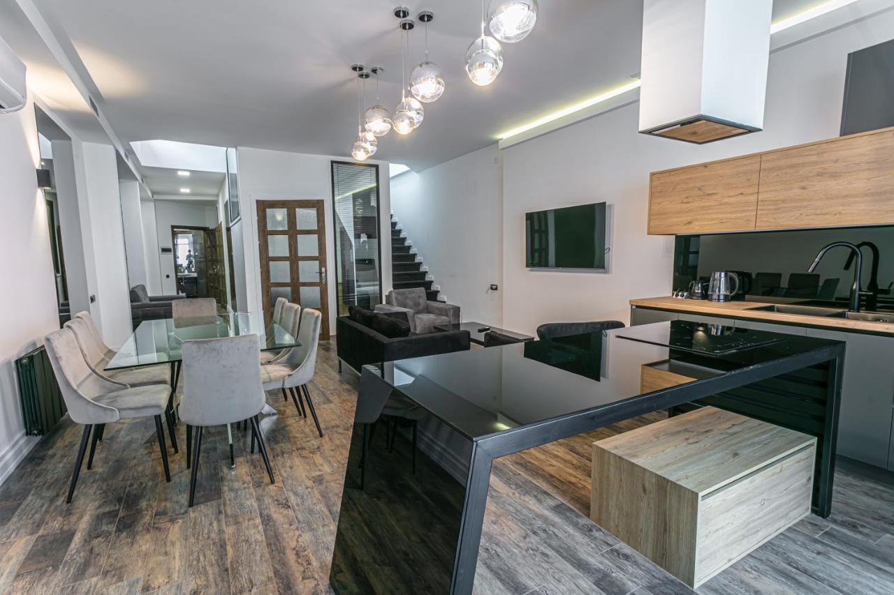 Luxe Apartment In Center เยเรวาน ภายนอก รูปภาพ