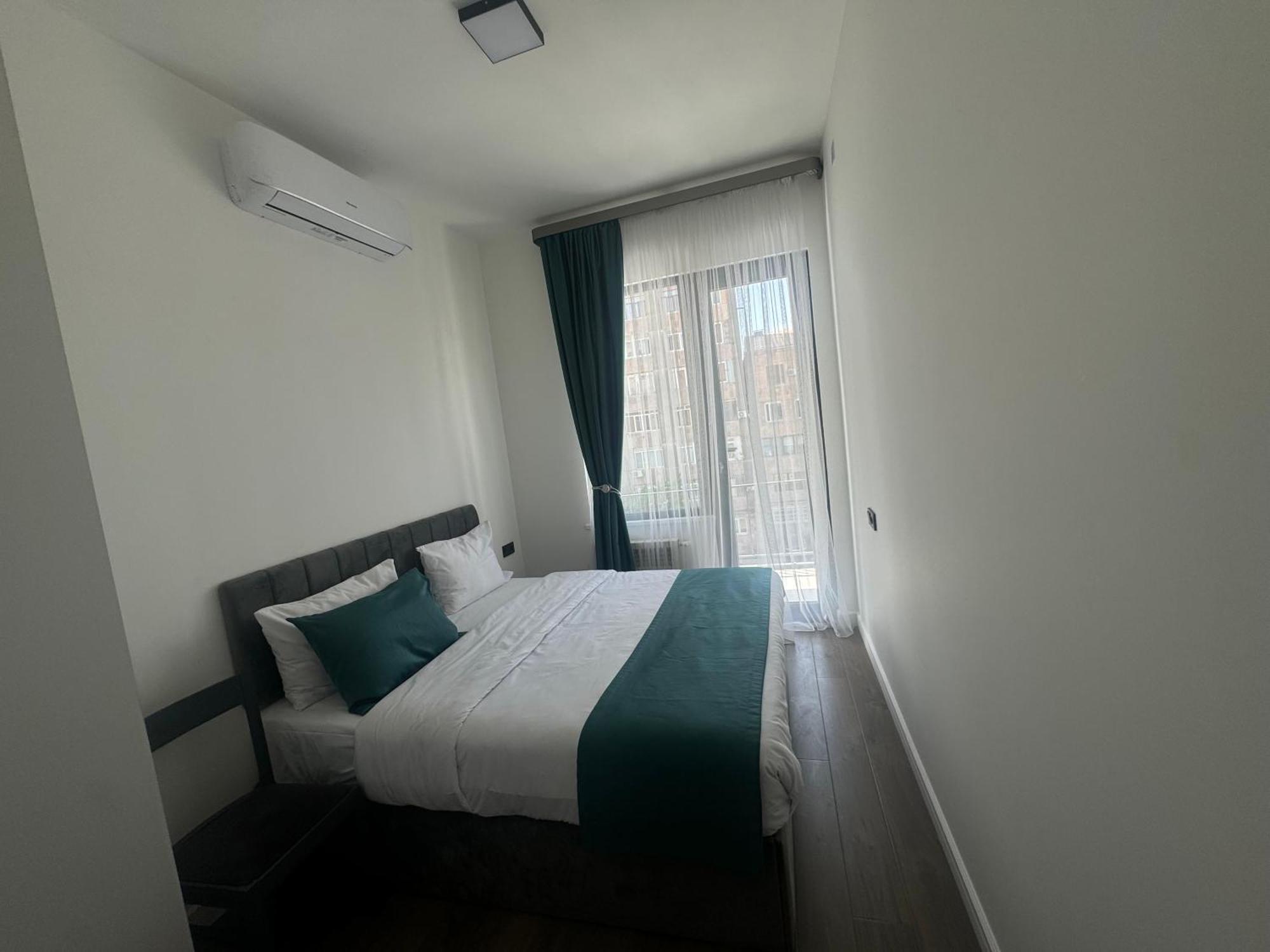 Luxe Apartment In Center เยเรวาน ภายนอก รูปภาพ