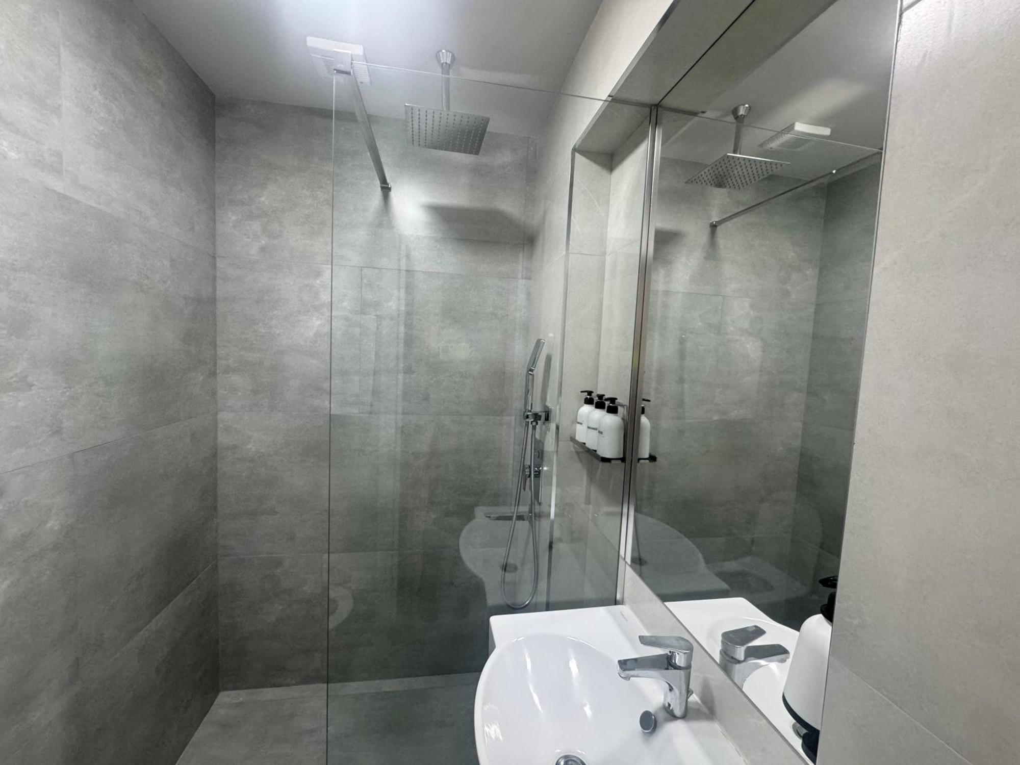 Luxe Apartment In Center เยเรวาน ภายนอก รูปภาพ